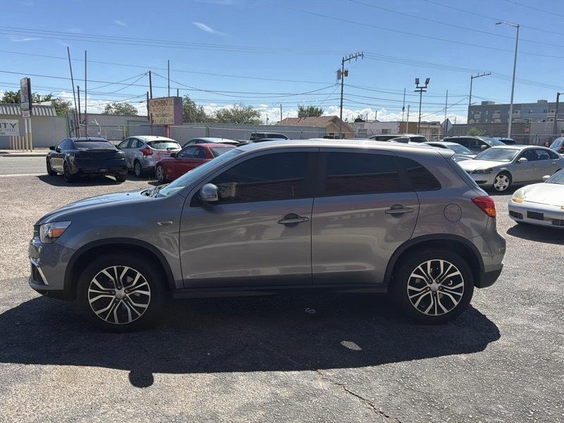 Mitsubishi Outlander Sport 2.0 ES 5M 2019