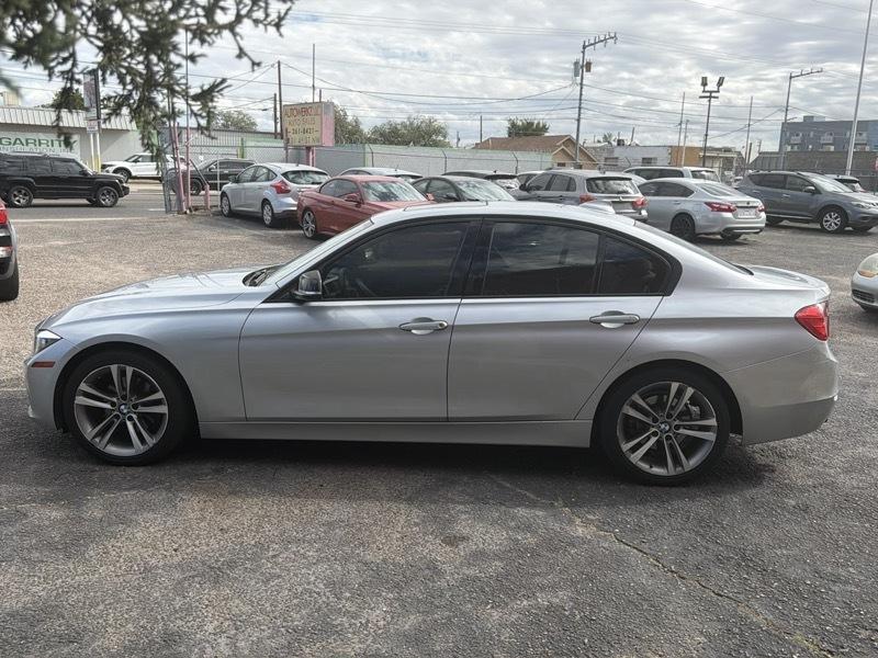 BMW 3-Series 328i Sedan 2013