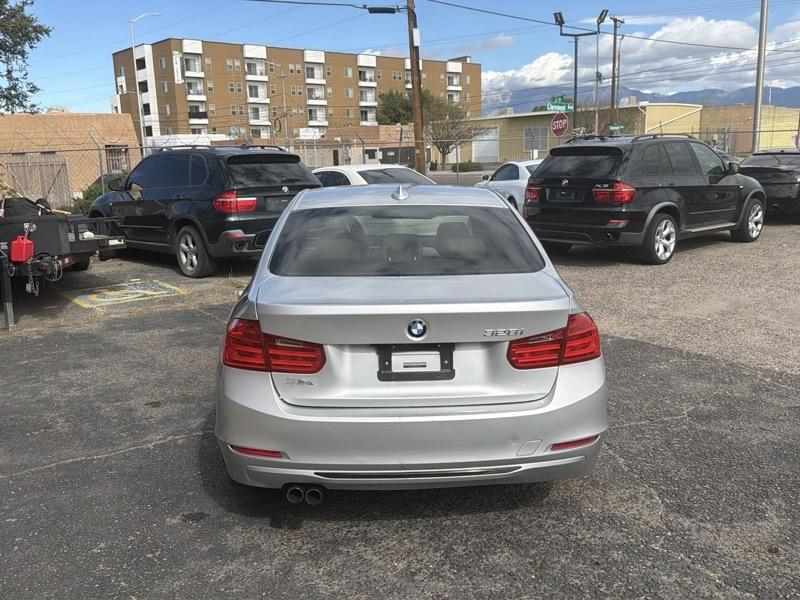 BMW 3-Series 328i Sedan 2013