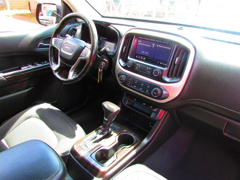 GMC Canyon SLE Crew Cab 4WD 2019 GMC Canyon SLE Crew Cab 4WD 2019