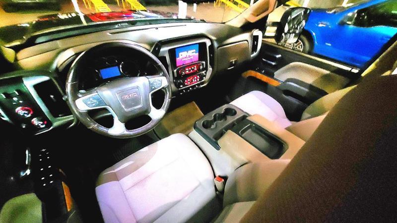 GMC Sierra 1500 SLE Double Cab 4WD 2016