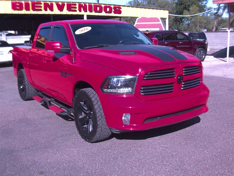 2016 RAM 1500 Sport Crew Cab SWB 4WD