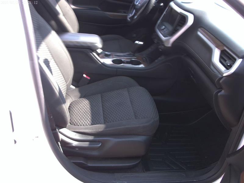 GMC Acadia SLE-2 FWD 2019