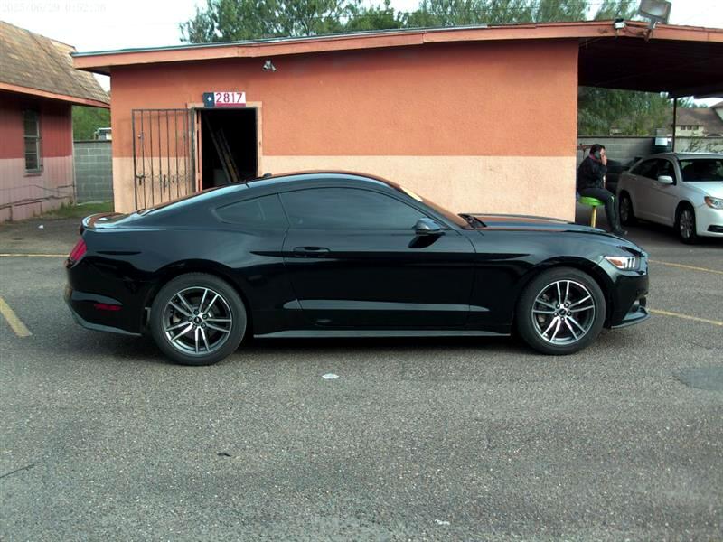 Ford Mustang EcoBoost Coupe 2017