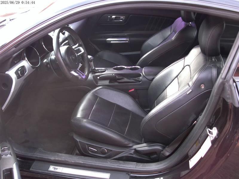 Ford Mustang EcoBoost Coupe 2017