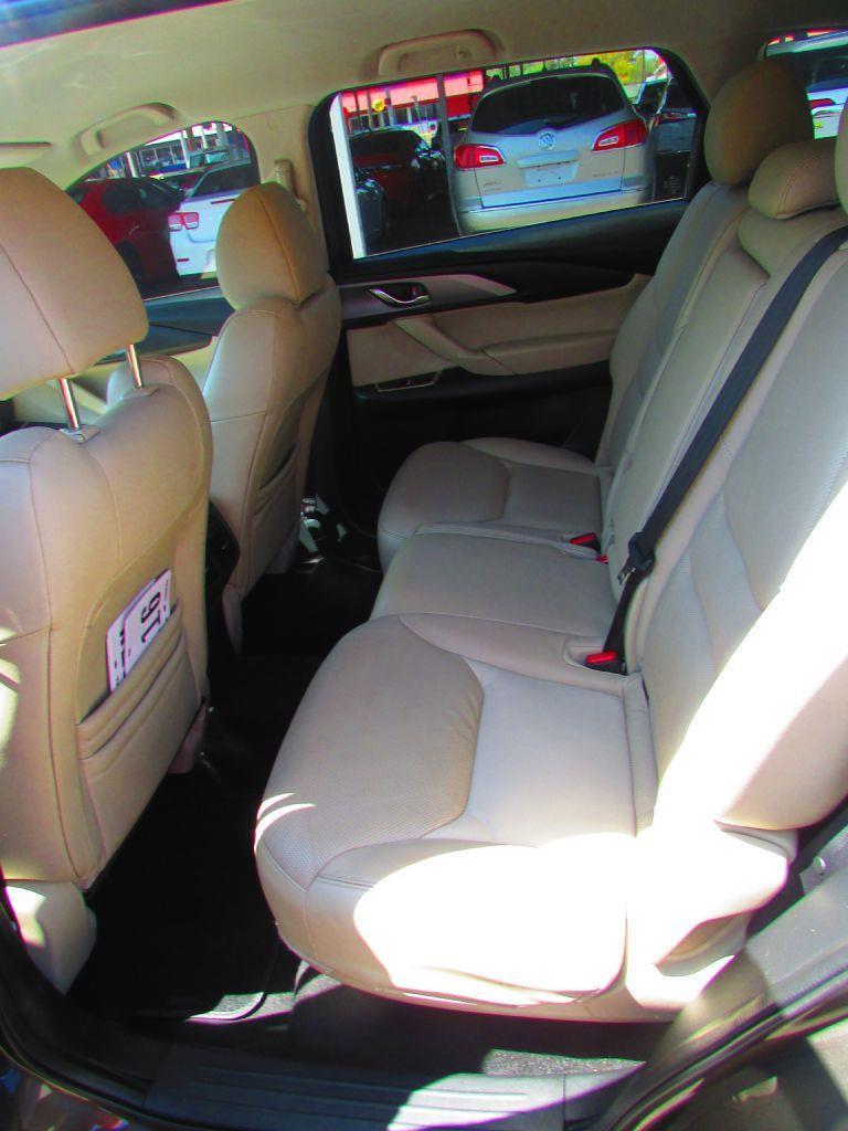 Mazda CX-9 Touring FWD 2019