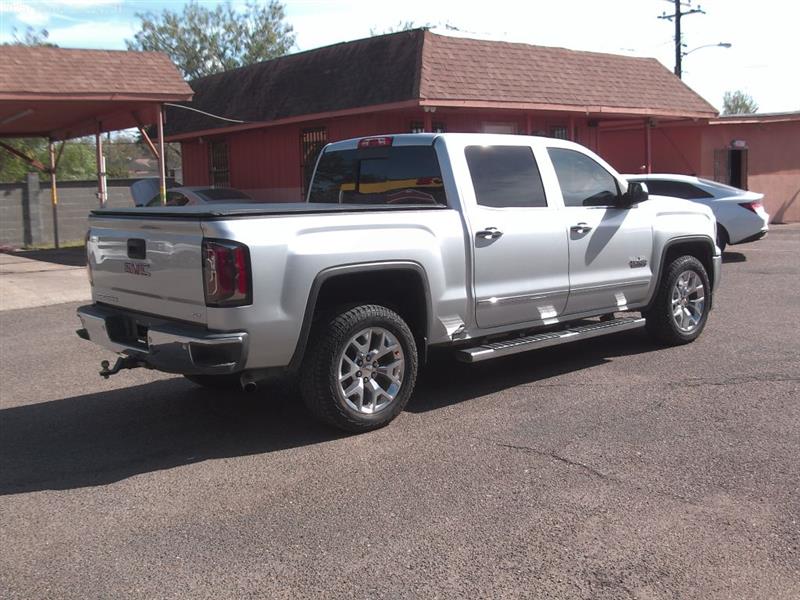 GMC Sierra 1500 Base Crew Cab Long Box 2WD 2017