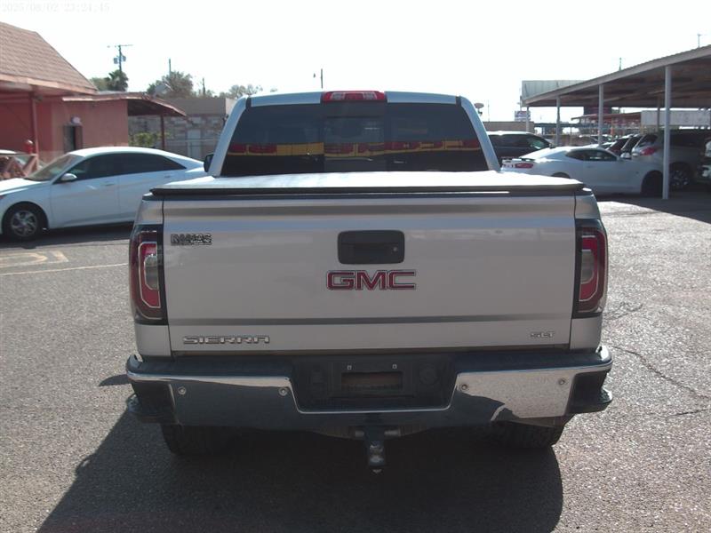 GMC Sierra 1500 Base Crew Cab Long Box 2WD 2017