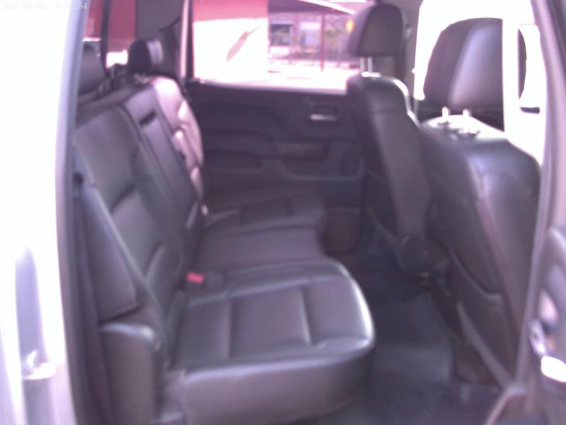 GMC Sierra 1500 Base Crew Cab Long Box 2WD 2017