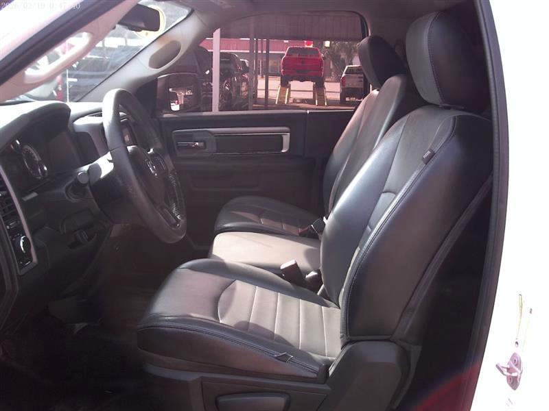 RAM 1500 Classic Tradesman Regular Cab SWB 2WD 2022