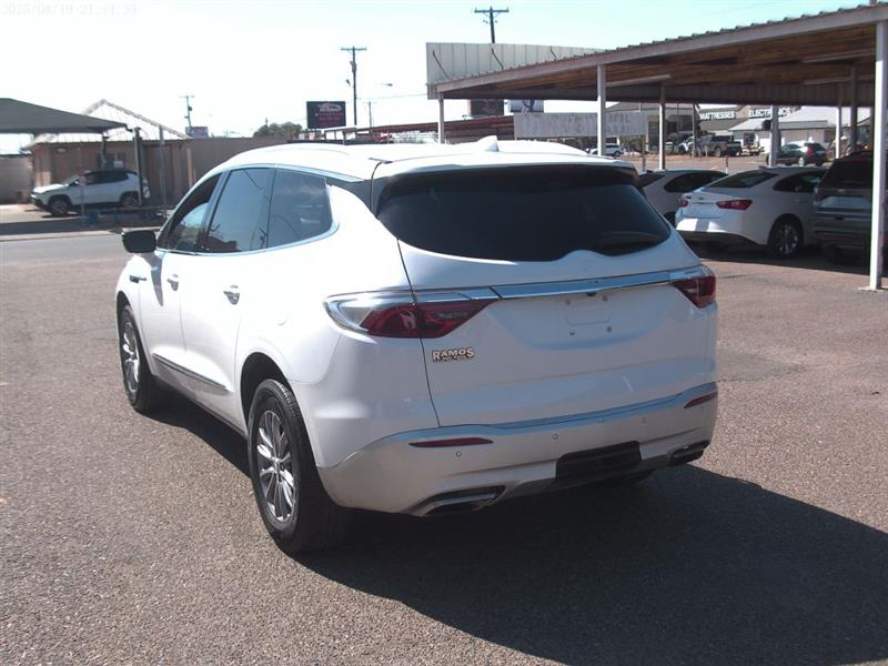 Buick Enclave Essence FWD 2023