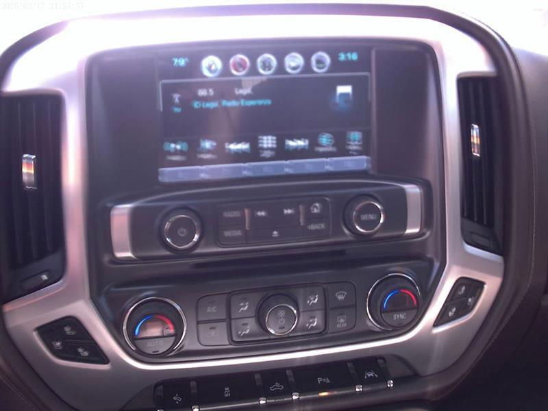 GMC Sierra 1500 SLT Crew Cab Long Box 2WD 2017