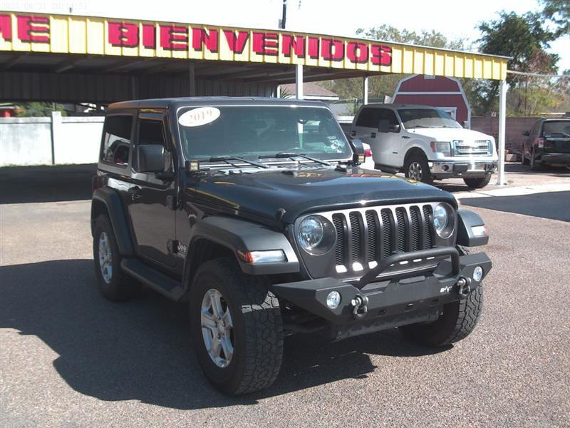 Jeep Wrangler Sport 4WD 2019