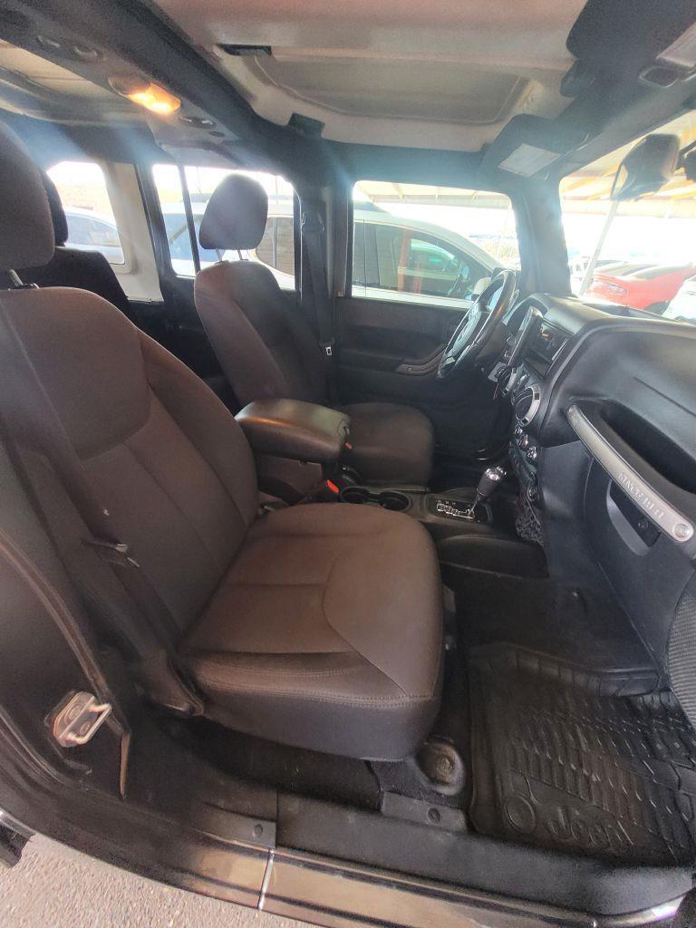 Jeep Wrangler Unlimited Sport 4WD 2017