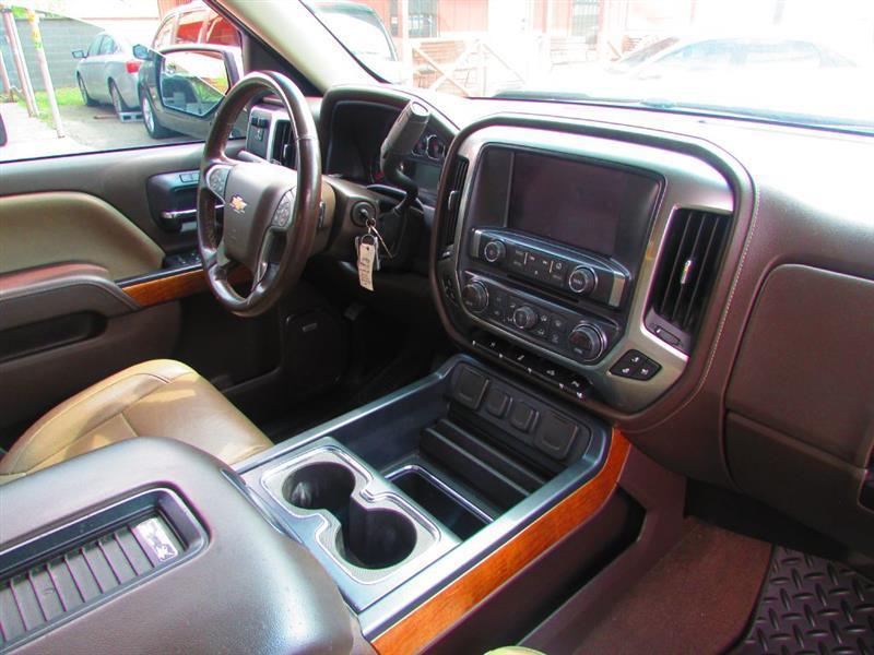 Chevrolet Silverado 1500 LTZ Crew Cab Long Box 2WD 2018