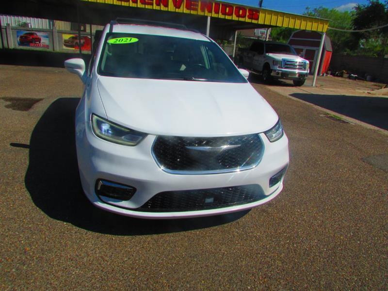 2021 Chrysler Pacifica Touring-L