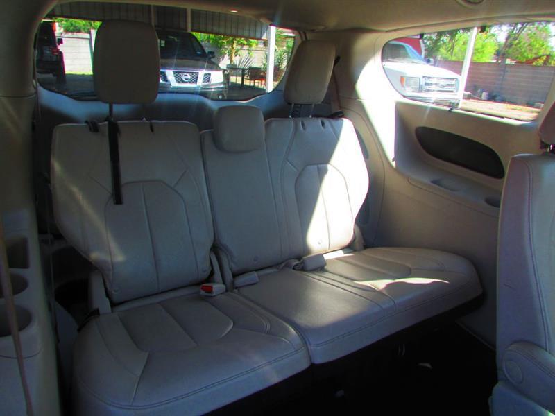 Chrysler Pacifica Touring-L 2021