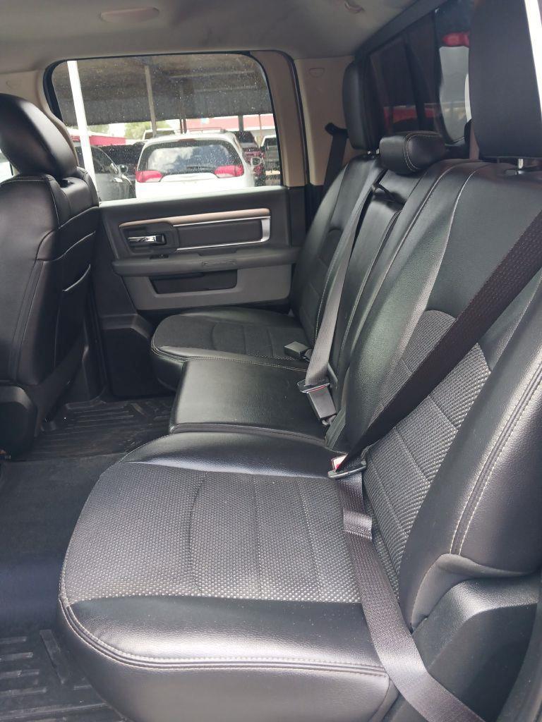 RAM 1500 SLT Crew Cab SWB 2WD 2018