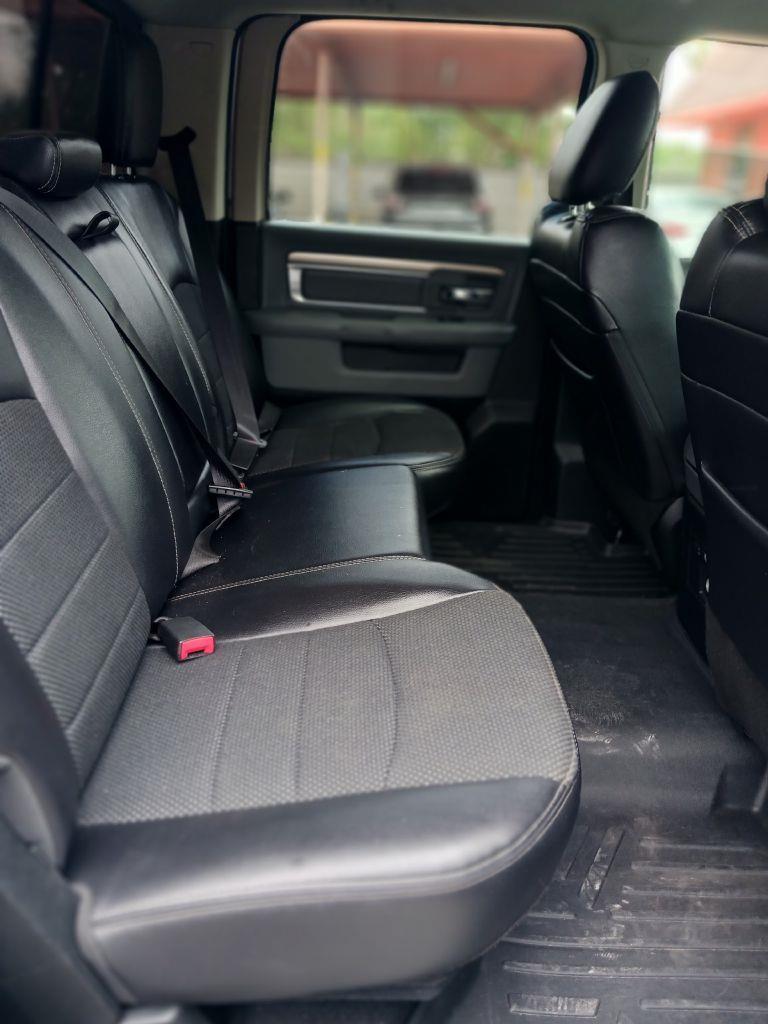 RAM 1500 SLT Crew Cab SWB 2WD 2018