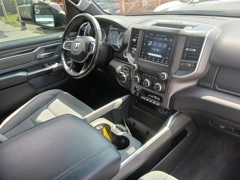 RAM 1500 Big Horn Crew Cab SWB 2WD 2020