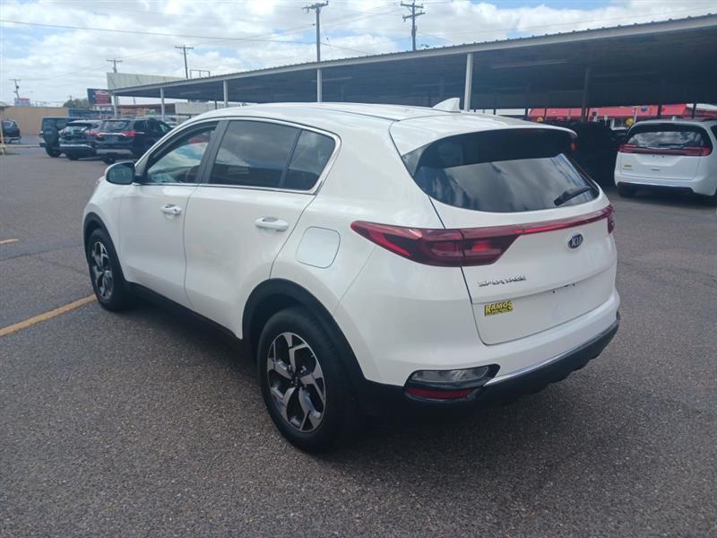 Kia Sportage LX FWD 2021