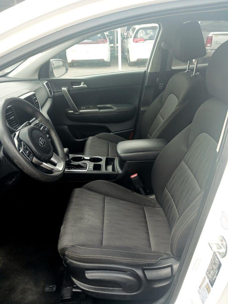 Kia Sportage LX FWD 2021