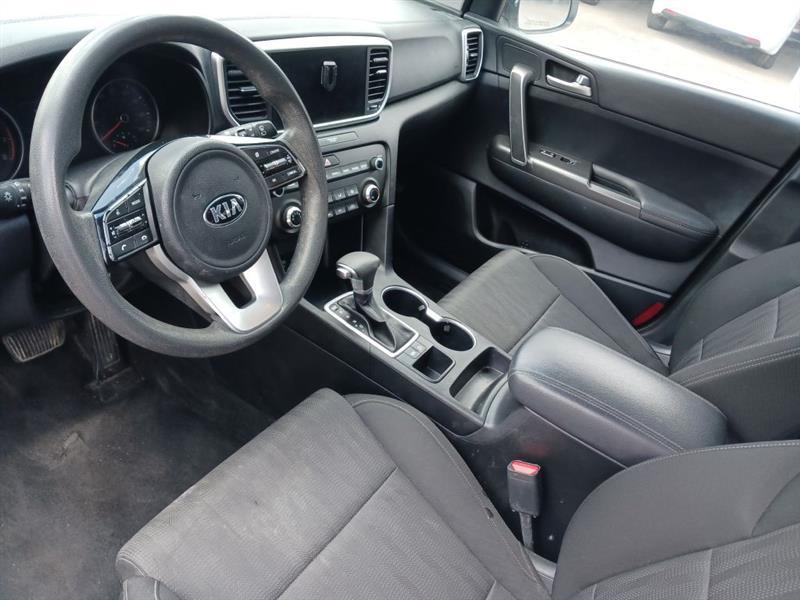 Kia Sportage LX FWD 2021