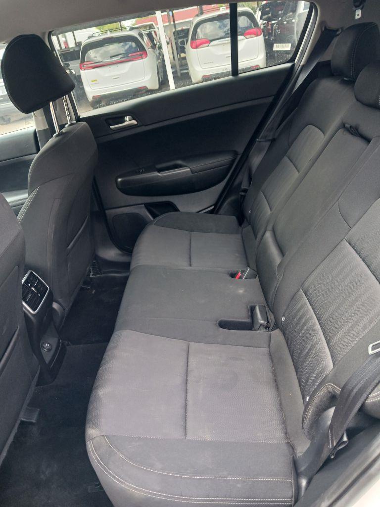 Kia Sportage LX FWD 2021