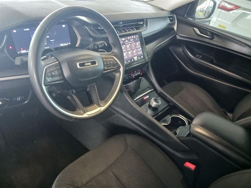 Jeep Grand Cherokee L Laredo 2023