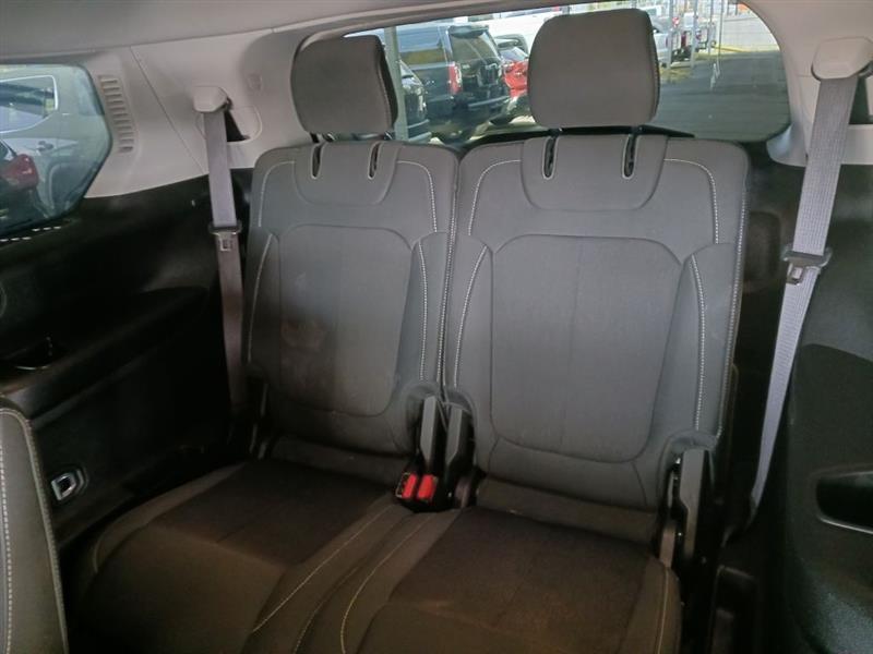 Jeep Grand Cherokee L Laredo 2023