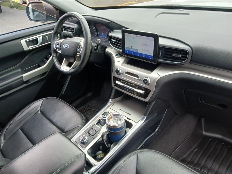 Ford Explorer XLT AWD 2020