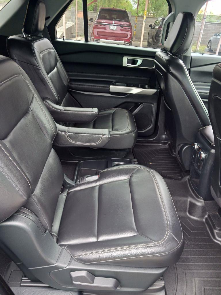 Ford Explorer XLT AWD 2020