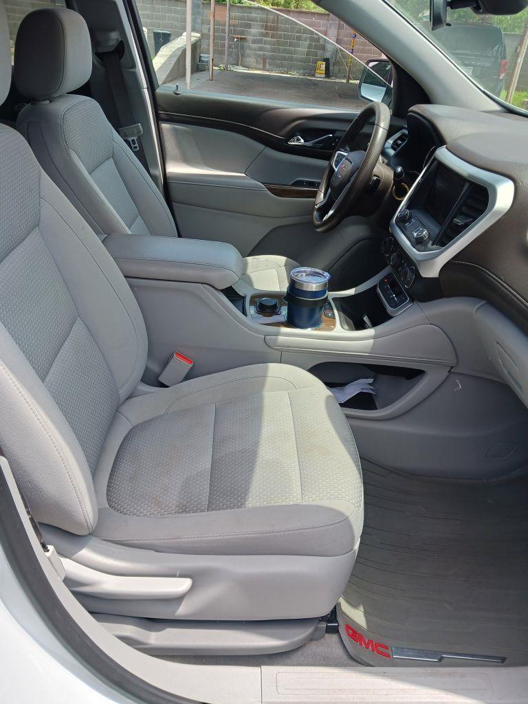 GMC Acadia SLE 2022