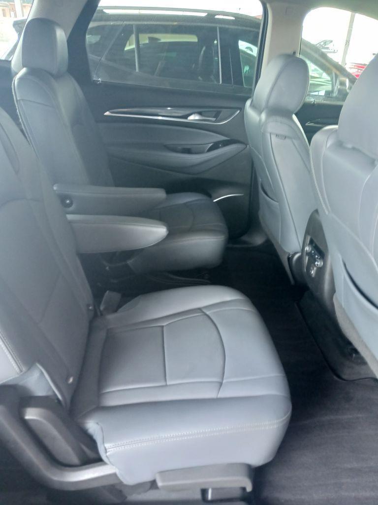 Buick Enclave Essence FWD 2020