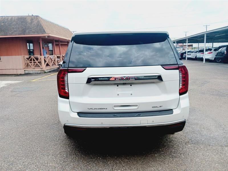GMC Yukon SLT 2WD 2021