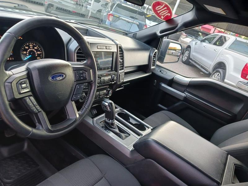 Ford F-150 Lariat SuperCrew 5.5-ft. Bed 4WD 2016