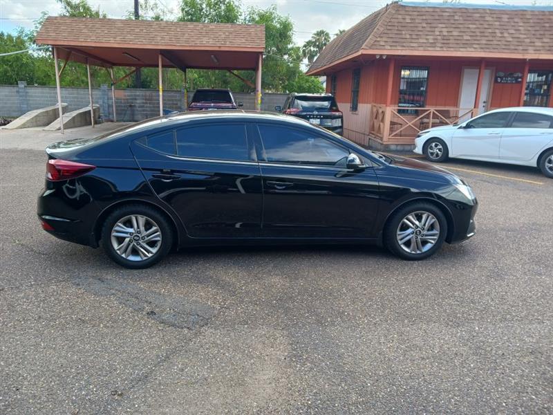 Hyundai Elantra Limited 2020