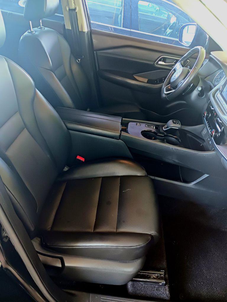 Nissan Rogue SV 2021