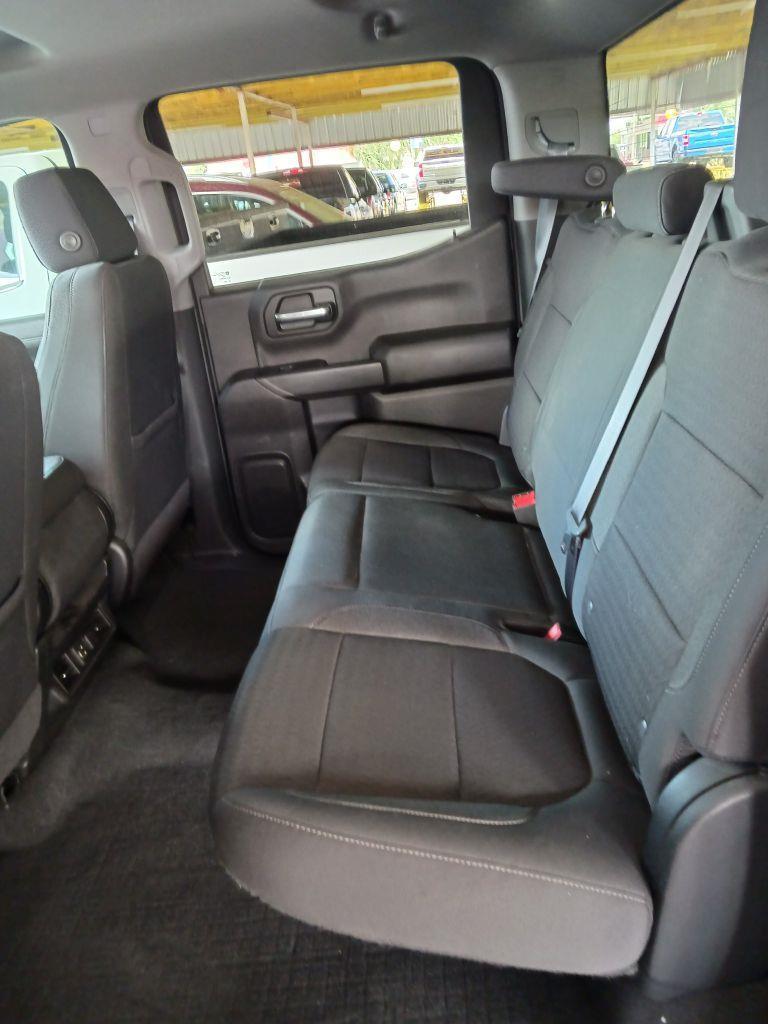 Chevrolet Silverado 1500 LT Crew Cab 2WD 2021
