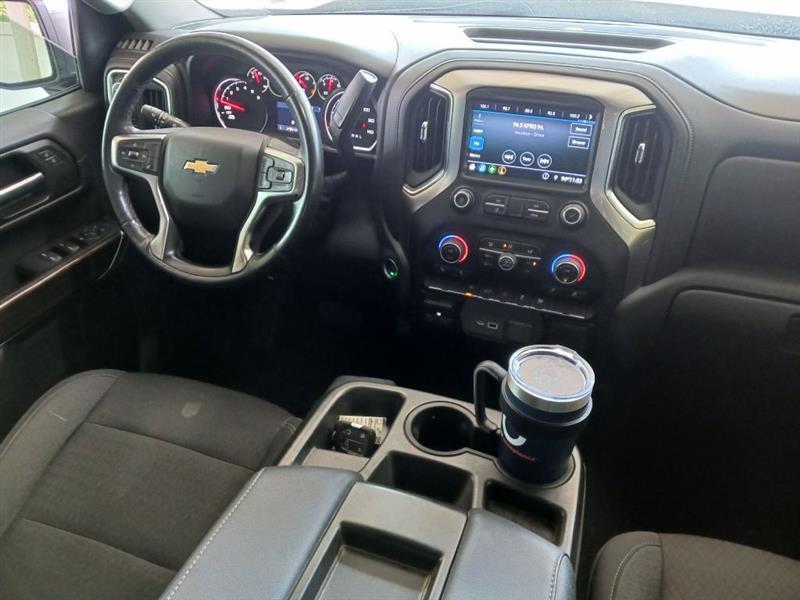 Chevrolet Silverado 1500 LT Crew Cab 2WD 2021