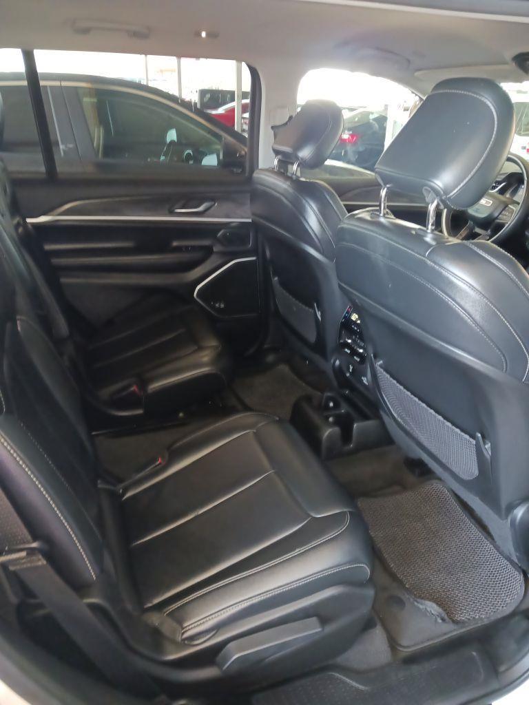Jeep Grand Cherokee L Limited 2WD 2021