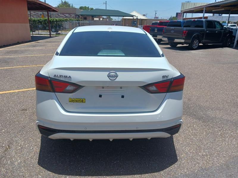 Nissan Altima 2.5 SV 2023