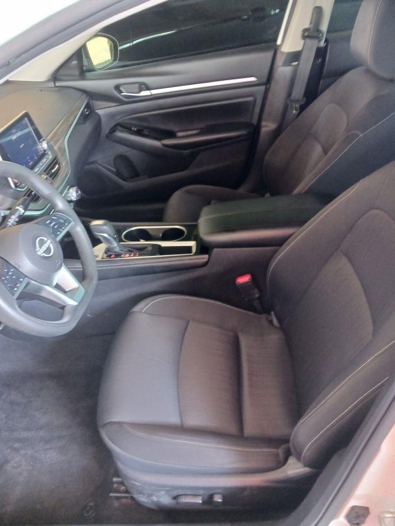 Nissan Altima 2.5 SV 2023