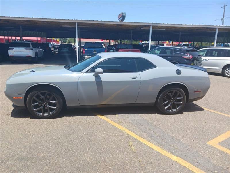 Dodge Challenger SXT 2022