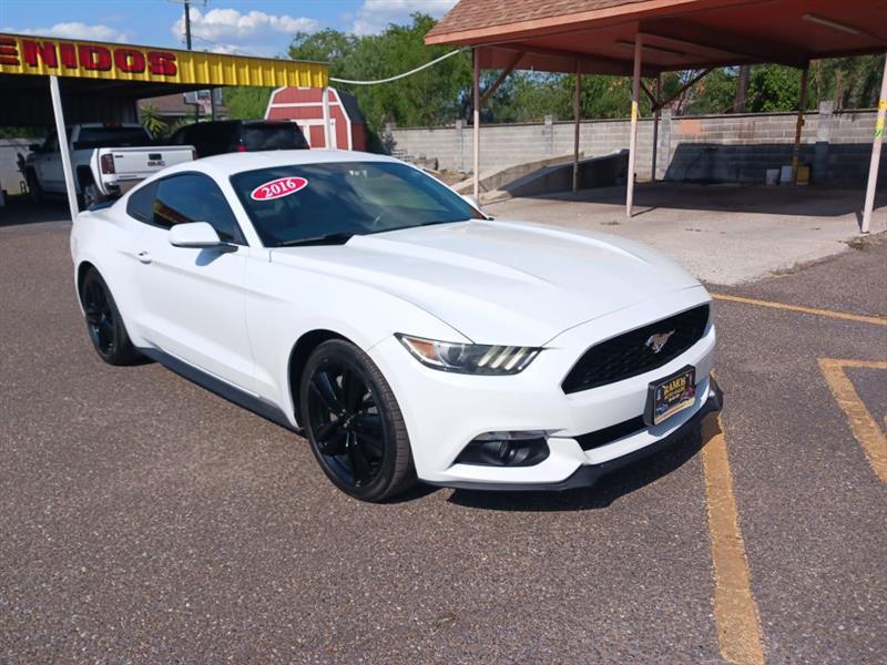 Ford Mustang EcoBoost Coupe 2016