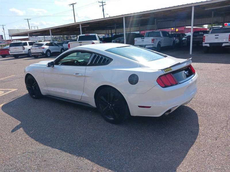 Ford Mustang EcoBoost Coupe 2016
