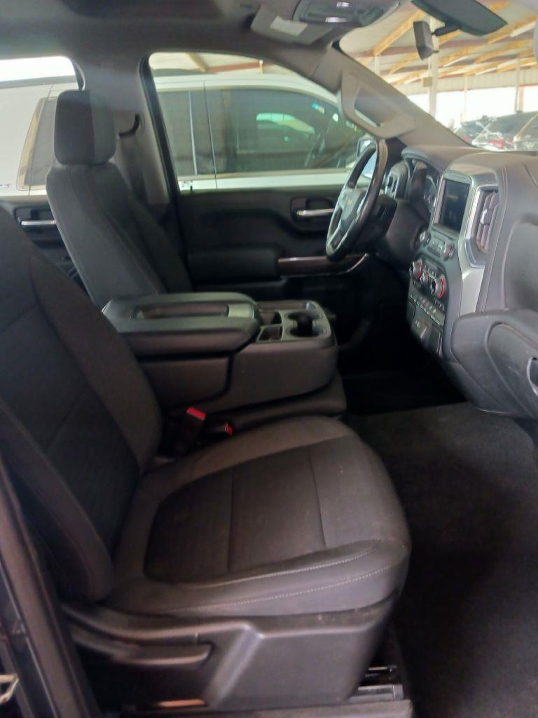 Chevrolet Silverado 1500 LT Crew Cab 2WD 2021