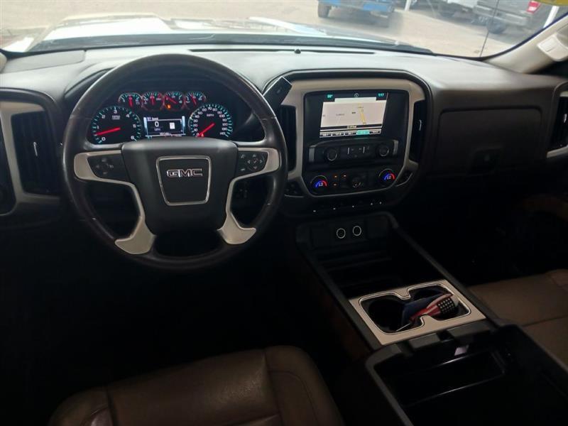 GMC Sierra 1500 SLT Crew Cab Short Box 4WD 2018