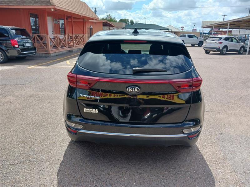 Kia Sportage LX FWD 2021