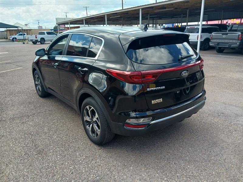 Kia Sportage LX FWD 2021